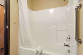 Comfort Inn and Suites Pittsburg