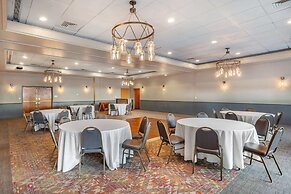 Comfort Inn & Suites Logan International Airport
