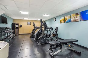 Comfort Inn & Suites Logan International Airport