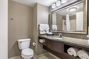 Comfort Inn & Suites Logan International Airport