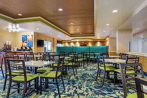 Comfort Inn & Suites Near Universal Orlando Resort - Convention Ctr