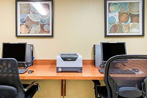 Comfort Inn & Suites Near Universal Orlando Resort - Convention Ctr
