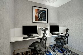 Hilton Garden Inn Detroit Metro Airport