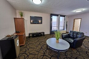 Seaport Resort & Marina