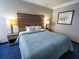 Seaport Resort & Marina