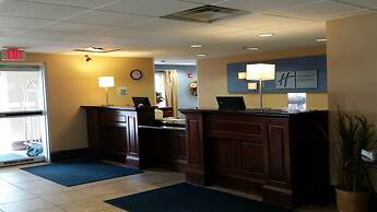 Holiday Inn Express & Suites New Buffalo by IHG