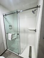 Holiday Inn Express & Suites St Joseph by IHG