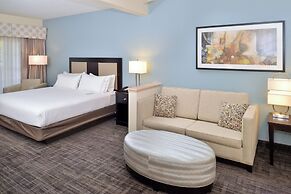 Holiday Inn Express & Suites St Joseph by IHG
