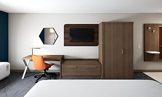 Holiday Inn Express & Suites St Joseph by IHG