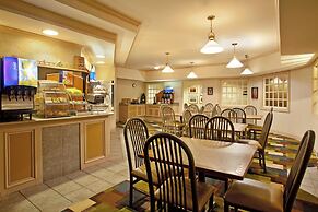 Holiday Inn Express & Suites St Joseph by IHG