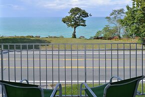 Holiday Inn Express & Suites St Joseph by IHG