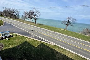 Holiday Inn Express & Suites St Joseph by IHG