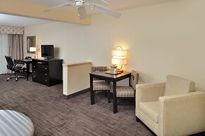 Holiday Inn Express & Suites St Joseph by IHG
