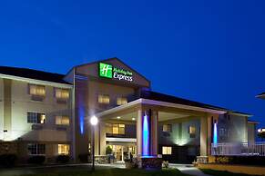 Holiday Inn Express & Suites St Joseph by IHG