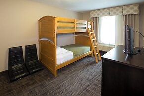 Holiday Inn Express & Suites St Joseph by IHG
