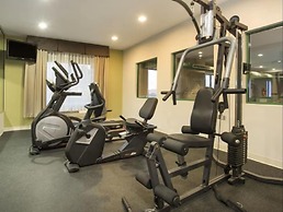 Kalamazoo Hotel and Suites