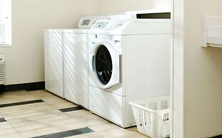 Sonesta Simply Suites Boston Burlington