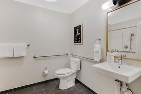 Sonesta Simply Suites Boston Burlington