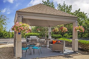 Sonesta Simply Suites Boston Burlington
