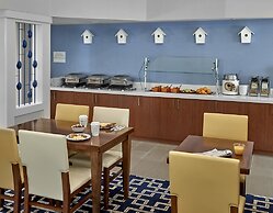 Staybridge Suites Burlington Boston, an IHG Hotel