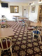 Super 8 by Wyndham Valdosta Mall