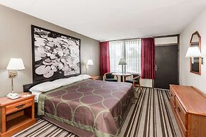 Super 8 by Wyndham Valdosta Mall