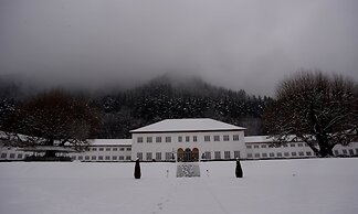 The Lalit Grand Palace Srinagar