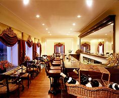 The Lalit Grand Palace Srinagar