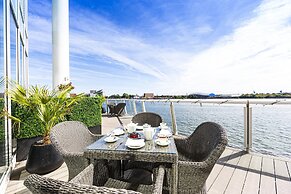 voco St David's Cardiff by IHG