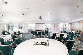 voco St David's Cardiff by IHG