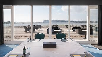 voco St David's Cardiff by IHG