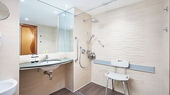voco St David's Cardiff by IHG