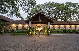 Brunton Boatyard - Cgh Earth