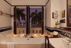 Brunton Boatyard - Cgh Earth