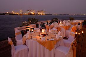 Brunton Boatyard - Cgh Earth