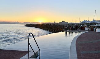 Radisson Collection Hotel, Waterfront Cape Town