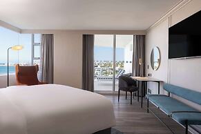 Radisson Collection Hotel, Waterfront Cape Town