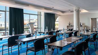 Radisson Collection Hotel, Waterfront Cape Town
