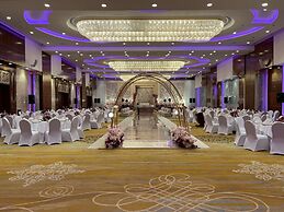 The Diplomat Radisson BLU Hotel, Residence & Spa