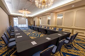 Drury Plaza Hotel St. Louis at the Arch