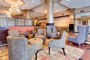 Drury Plaza Hotel St. Louis at the Arch