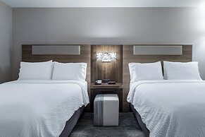 Holiday Inn Express & Suites Vadnais Heights by IHG