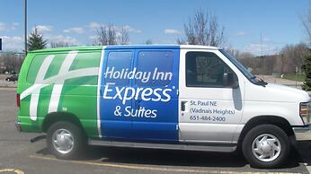 Holiday Inn Express & Suites Vadnais Heights by IHG