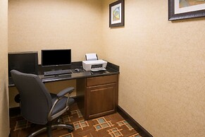 Holiday Inn Express & Suites Wauseon by IHG