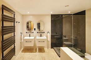 The Barn Hotel & Spa