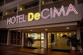 Hotel De Cima