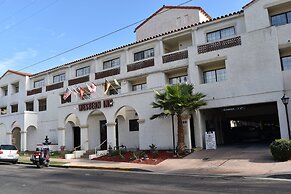 Old Town Western Inn & Suites