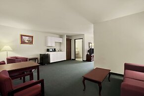 Days Inn & Suites by Wyndham Romeoville