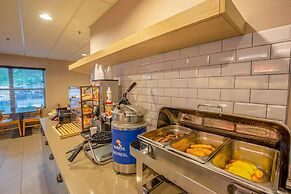 Country Inn & Suites by Radisson, Crystal Lake, IL