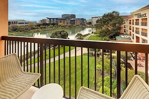 Sonesta Select San Francisco Airport Oyster Point Waterfront